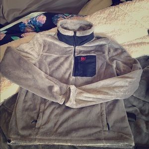 Abercrombie & Fitch Woman’s Large Fleece